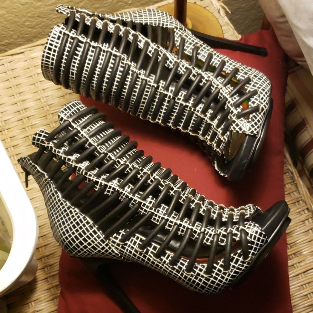 Luichiny Crunch Time Sz 7M